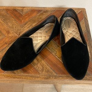 Birdies Women’s The Heron Loafer in Black Velvet Size 8.5.